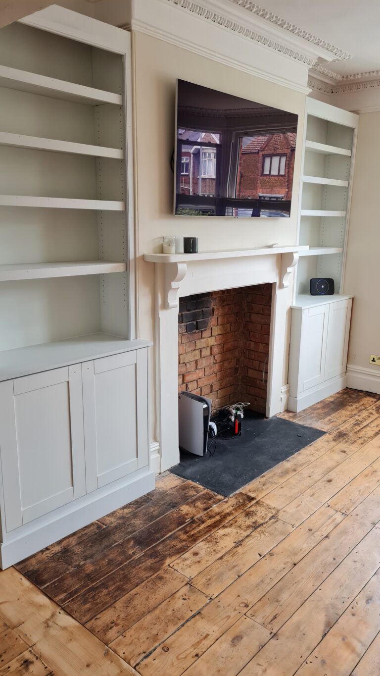 Alcove storage Kings Lynn