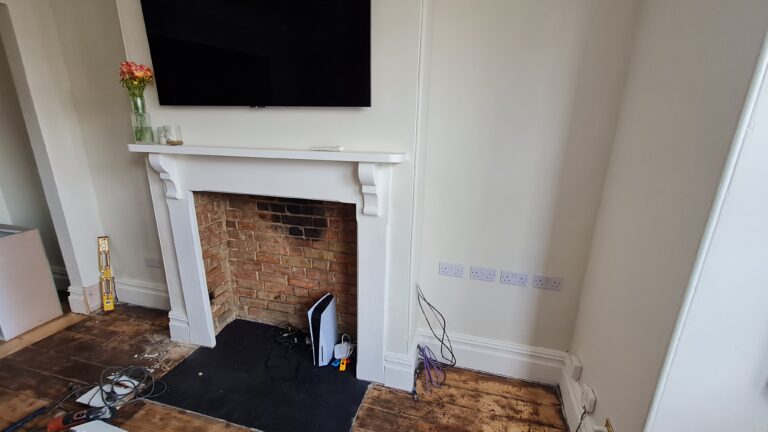 Alcove storage kings lynn